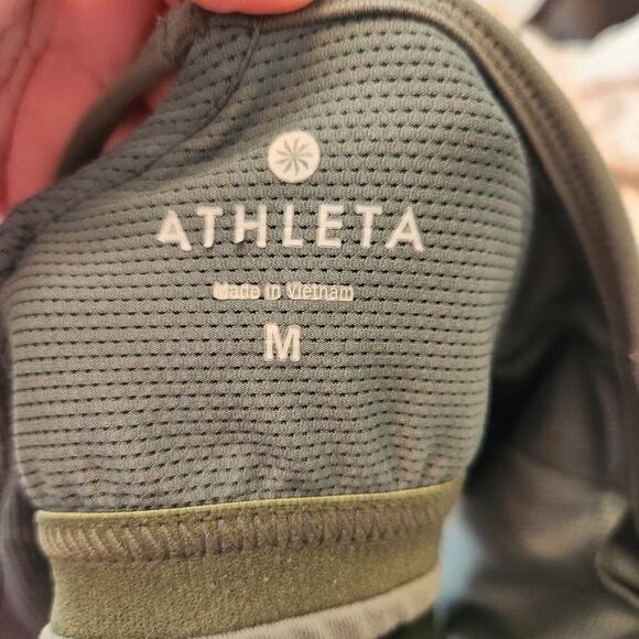 Athleta Shadow Stripe‎ Energize Tank Jasper Green Size Medium - Picture 10 of 12